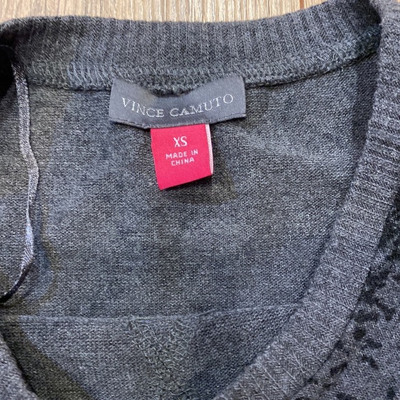 Vince Camuto long sleeve top - Picture 3 of 5